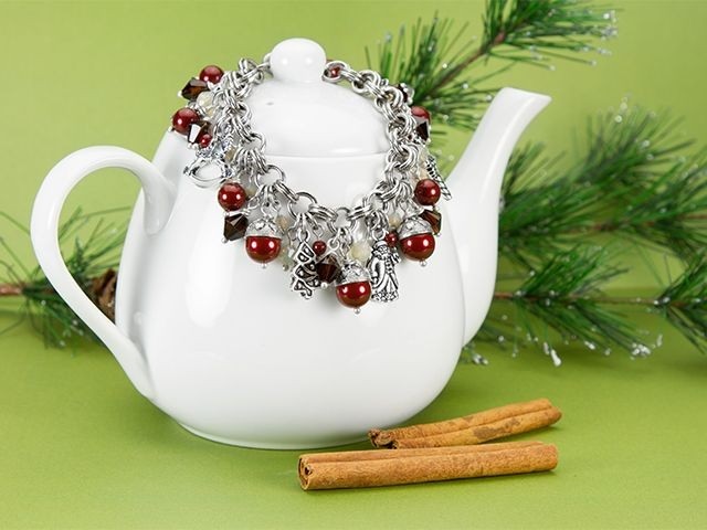Chestnuts and Cinnamon Christmas Charm Bracelet